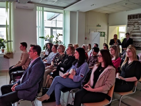 В рамках Медиаклуба "Информативный четверг" сегодня прошел мастер-класс, посвященный видеосъёмке для некоммерческих организаций