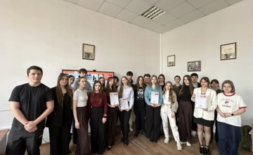 Наставничество в действии: студенты КГУ помогают первокурсникам и школьникам